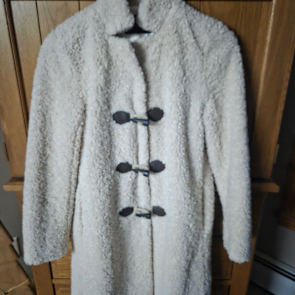 J.Crew Sherpa Teddy Faux Fur Toggle Cream Color Coat in Size S.  NWOT